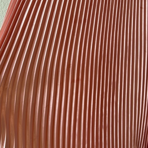 LIDEE Renaissance Dress - Picture 7 of 17